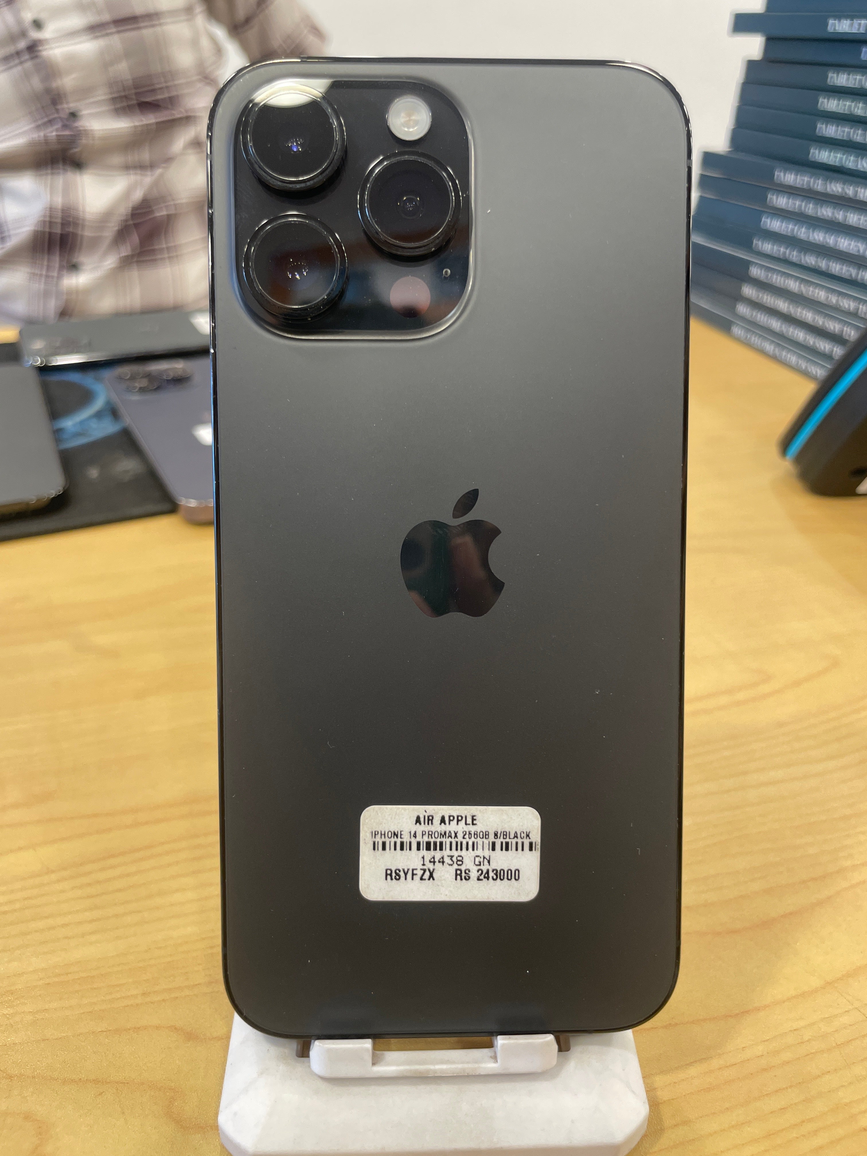 Pre-Owned iPhone 14 Pro Max Space Black - 256GB