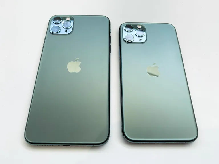 pre-owned iphone 11 promax 256GB midnight green/ 352847116384502