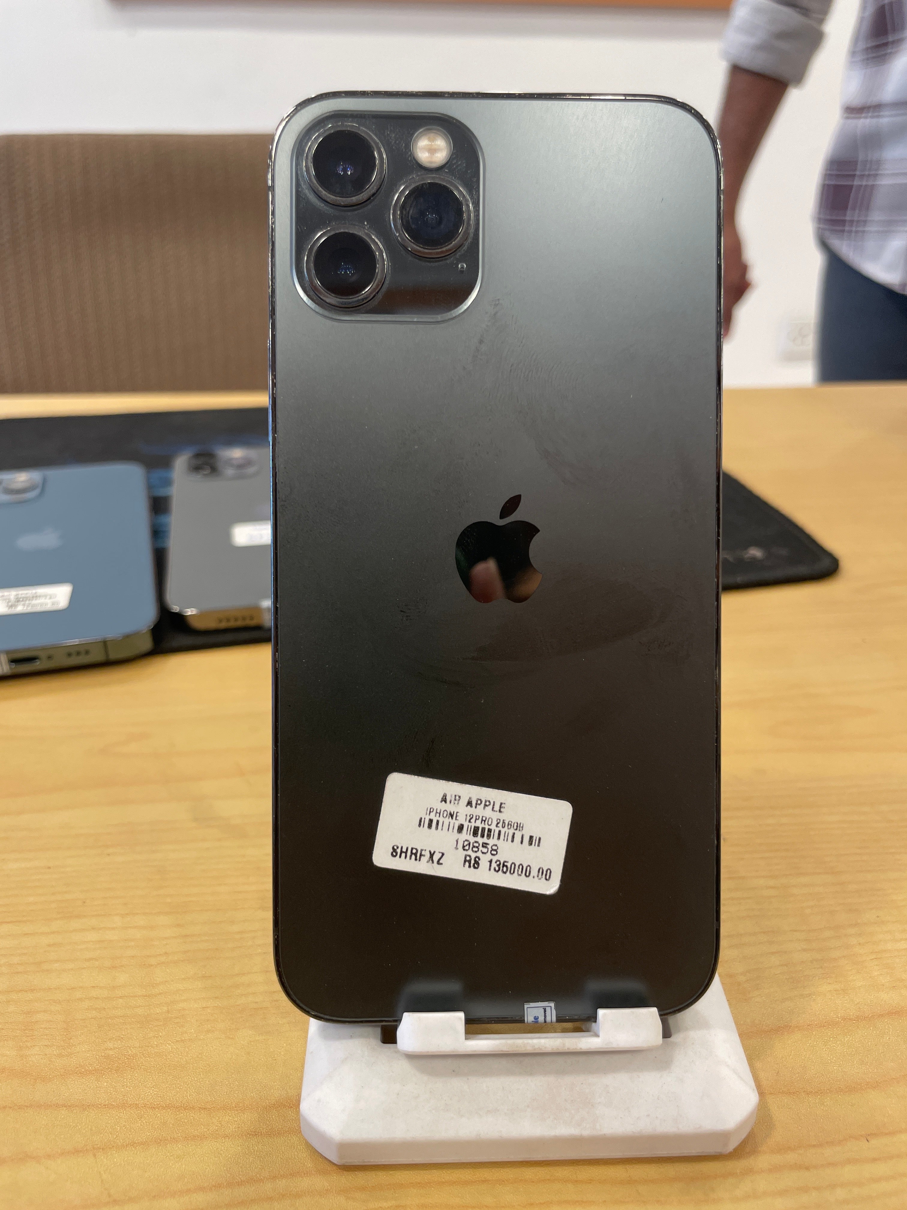 Pre-Owned iPhone 12 Pro Green - 256GB