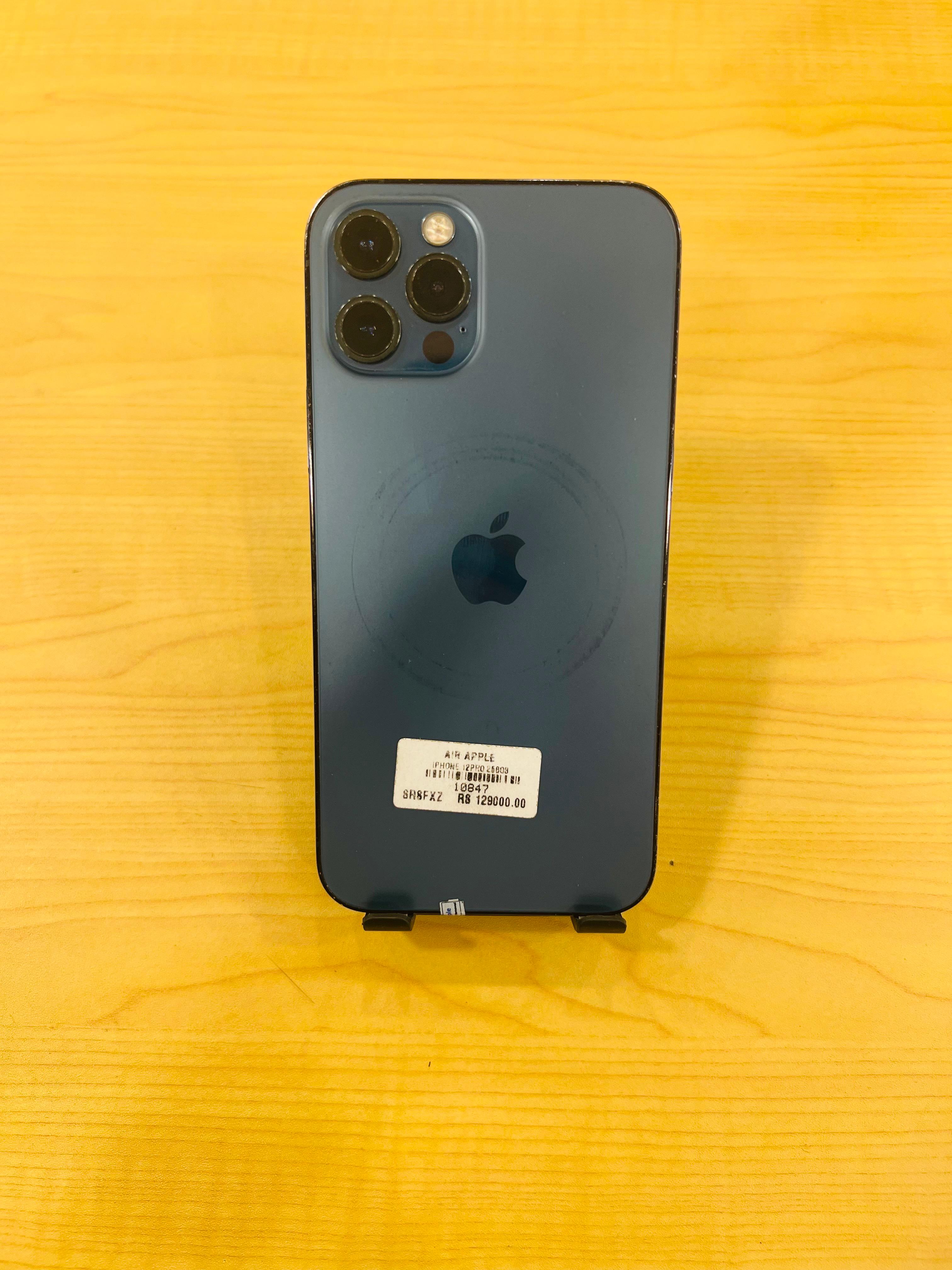 Pre-Owned iPhone 12 Blue - 64GB