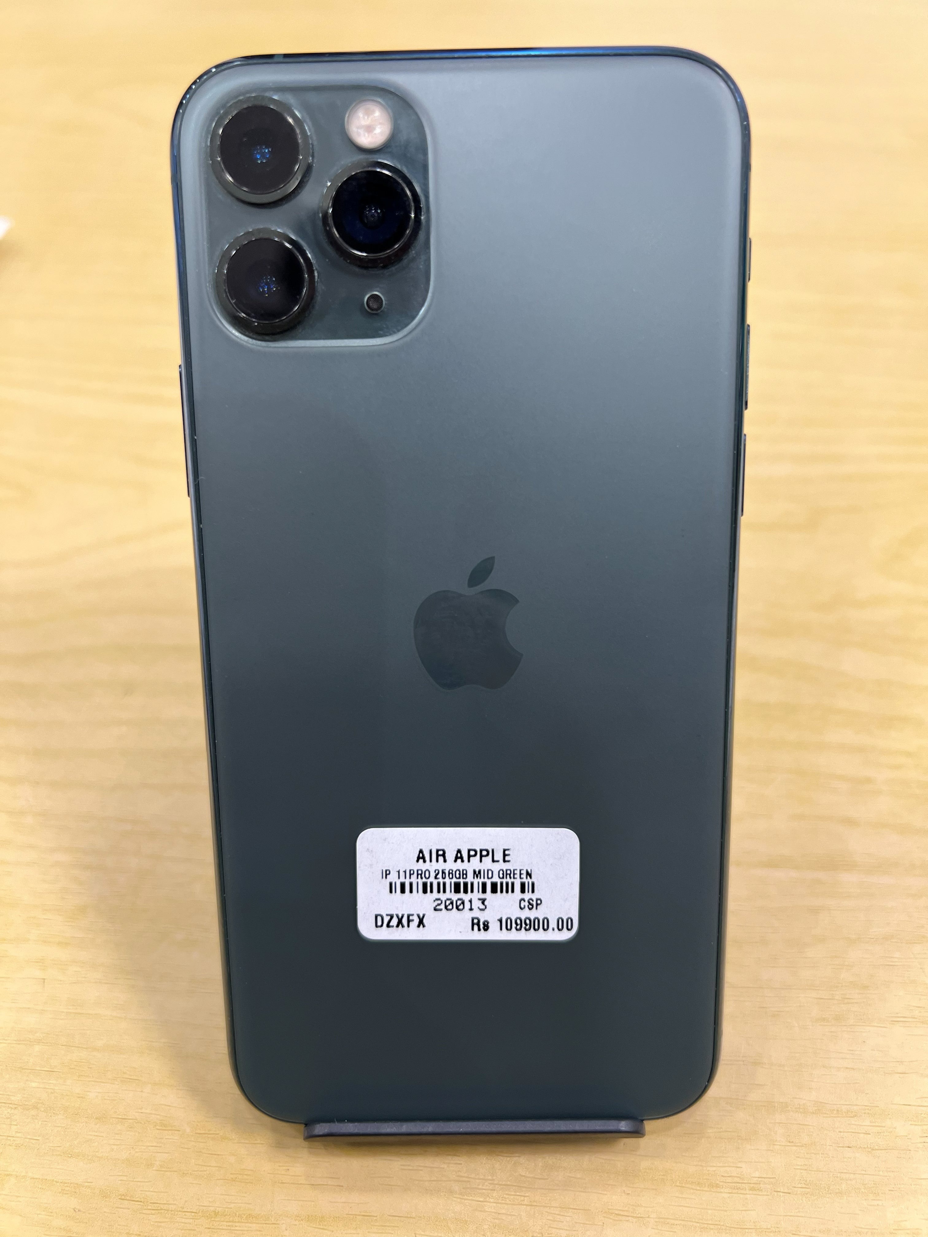 pre-owned iphone 11 pro 256GB midnight green/ 353875102402490