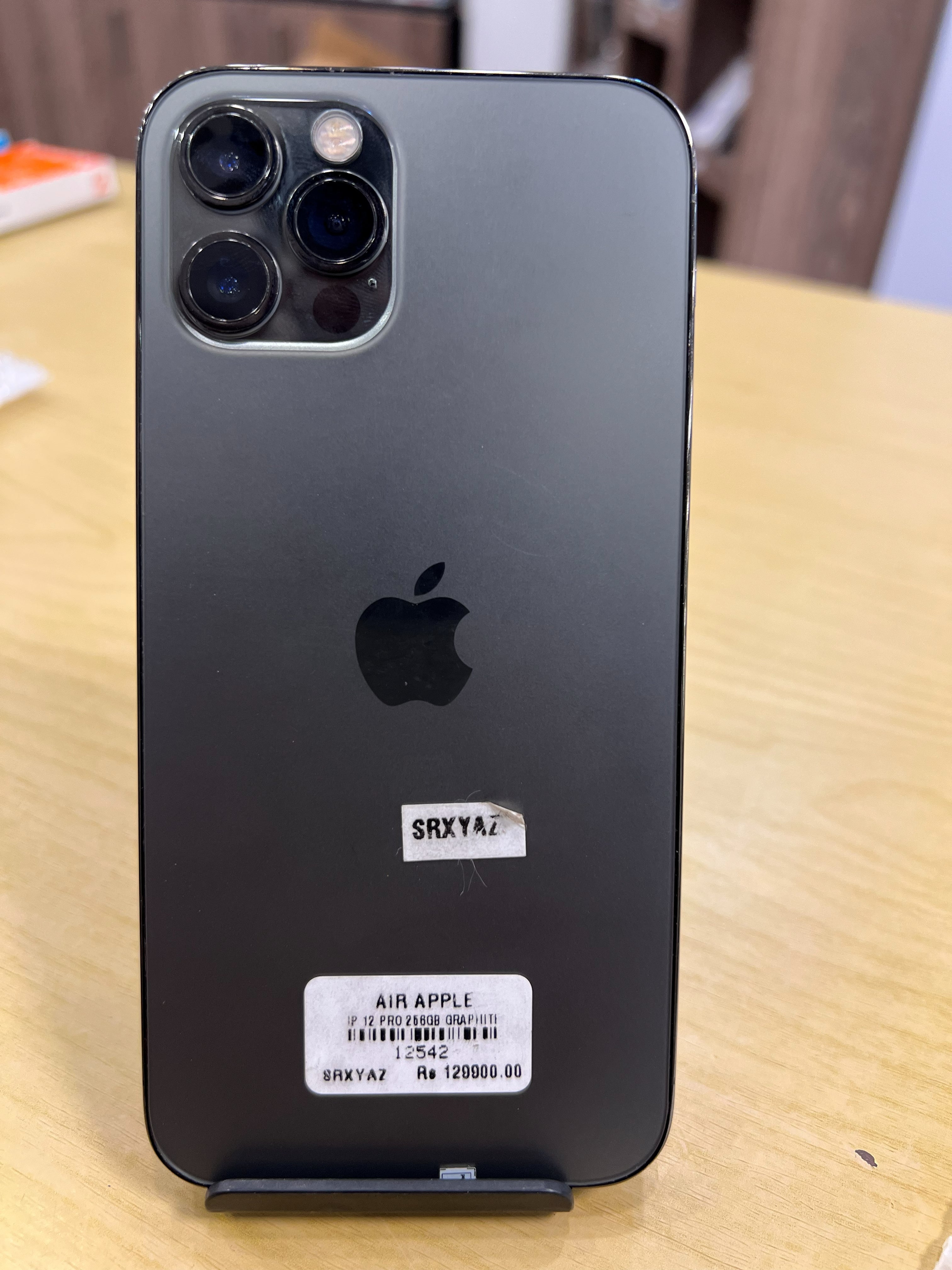 pre-owned iphone 12pro graphite 256GB/ 356683117608458
