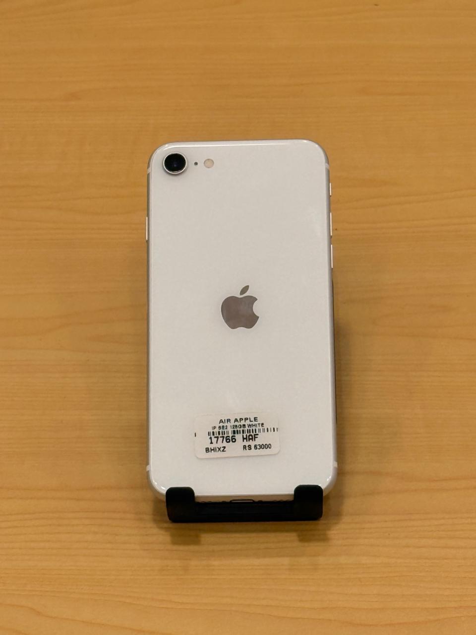 Pre-Owned iPhone SE3 White - 128GB