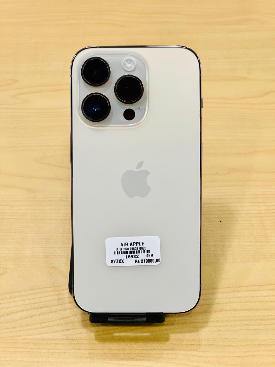 Pre-Owned iPhone 14 Pro Gold - 256GB