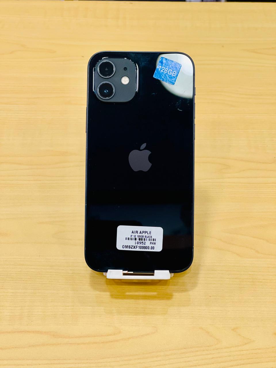 Pre-Owned iPhone 12 Black - 128GB
