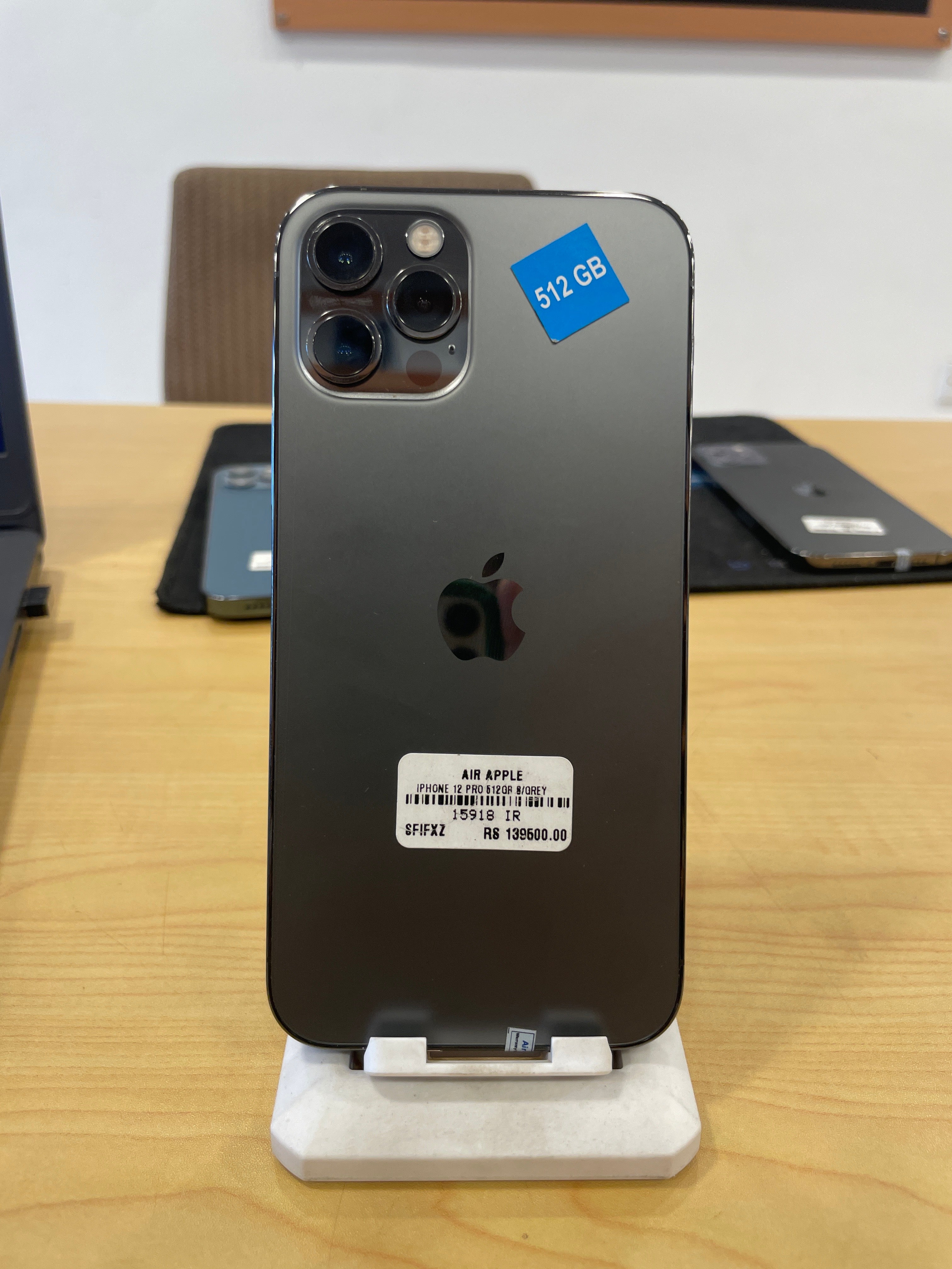 Pre-Owned iPhone 12 Pro Graphite - 256GB