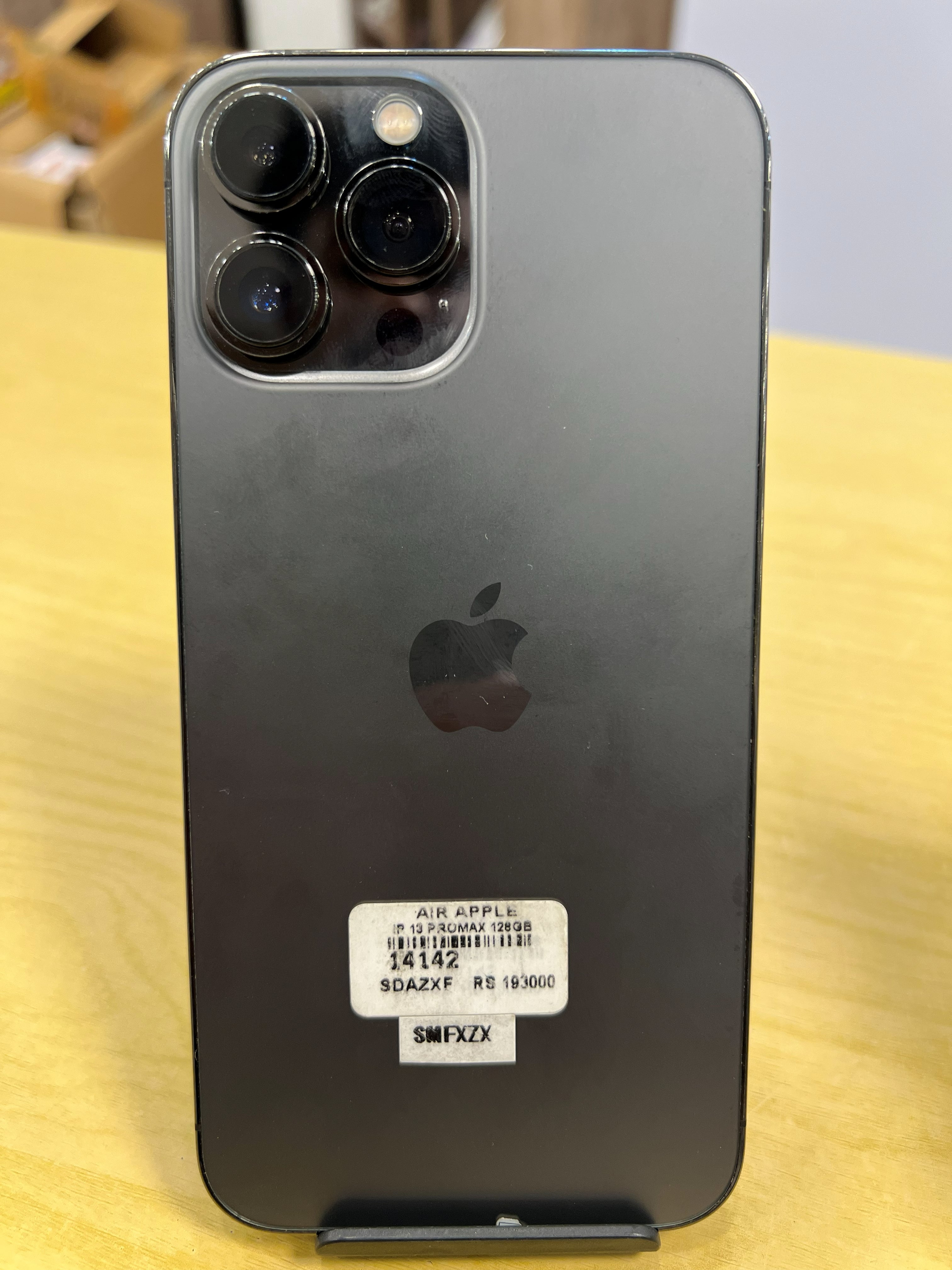 pre-owned iphone 13pro max black 128GB/ 358612418656534
