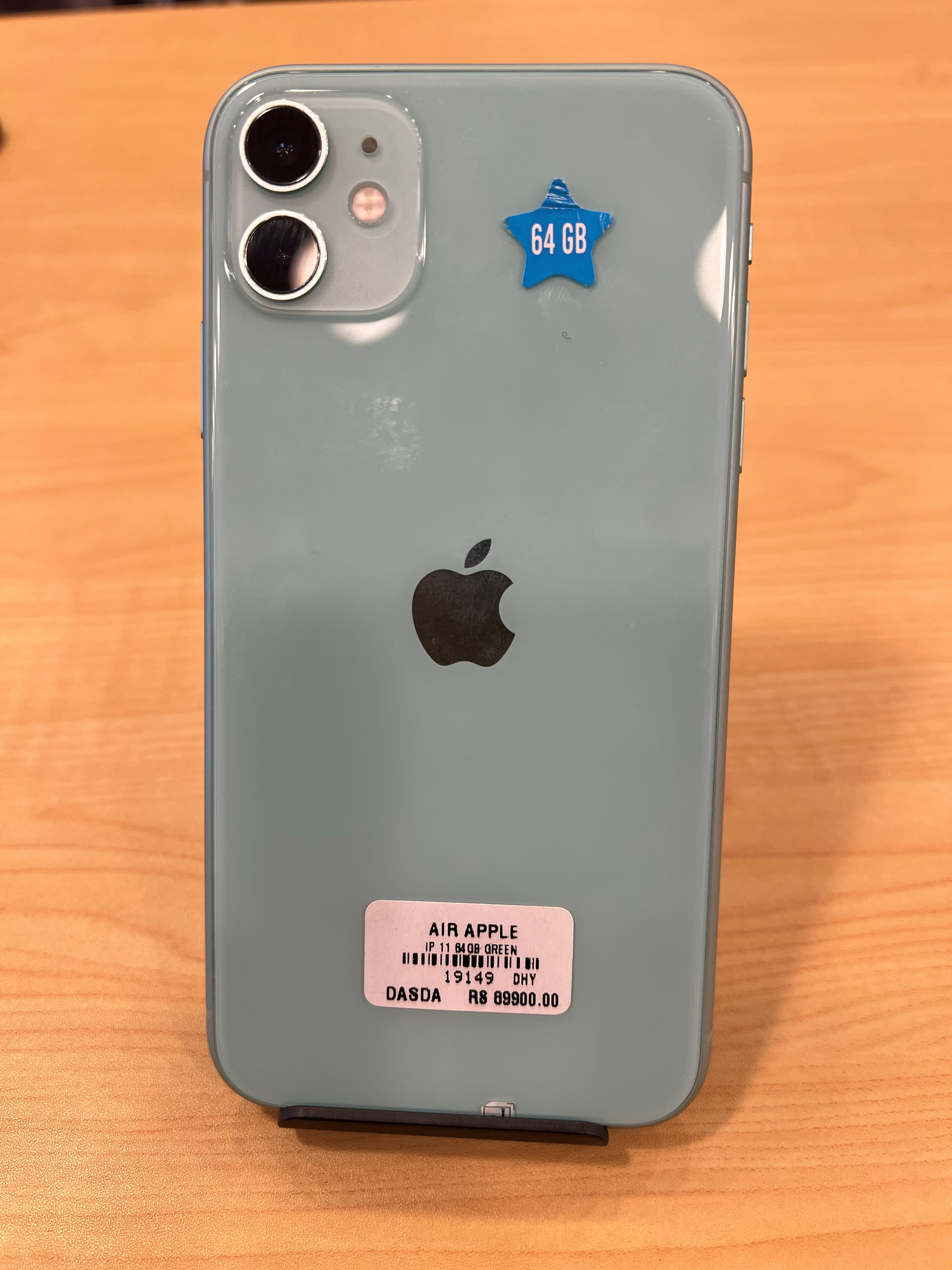 pre-owned iphone 11 64GB green/ 356803113942152