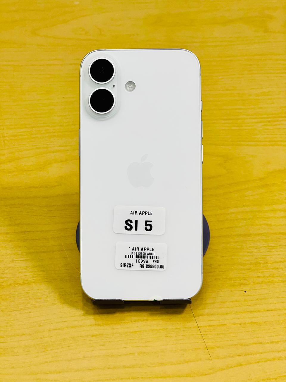 Pre-Owned iPhone 16 White - 128GB